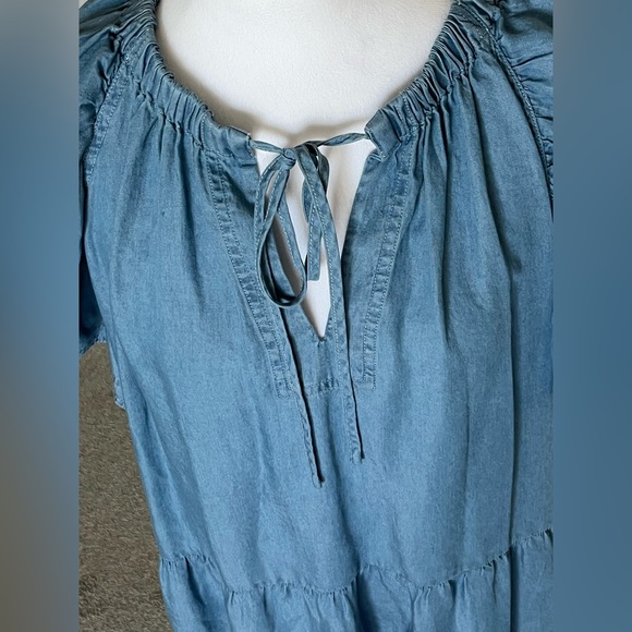 NWT Joes Jeans Chambray Flutter Top Size Large - Picture 3 of 9